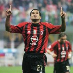 Serginho con la maglia del Milan.
