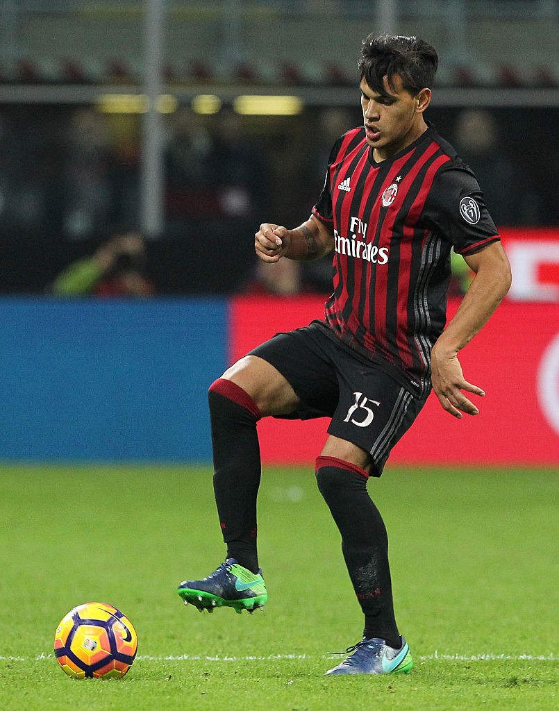 Gustavo Gomez quando vestiva la maglia rossonera