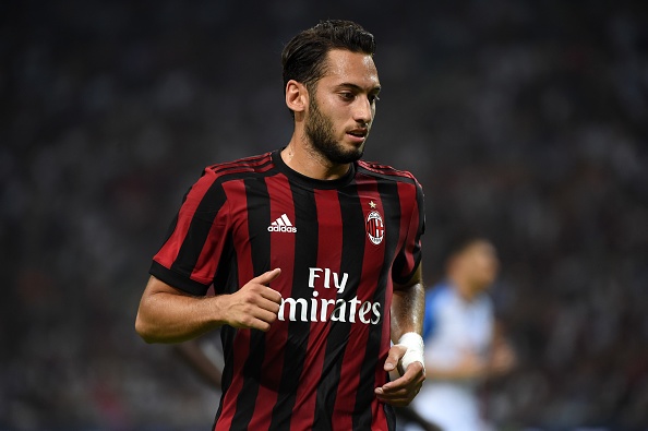 Milan-Chievo: continua ad incantare Calhanoglu