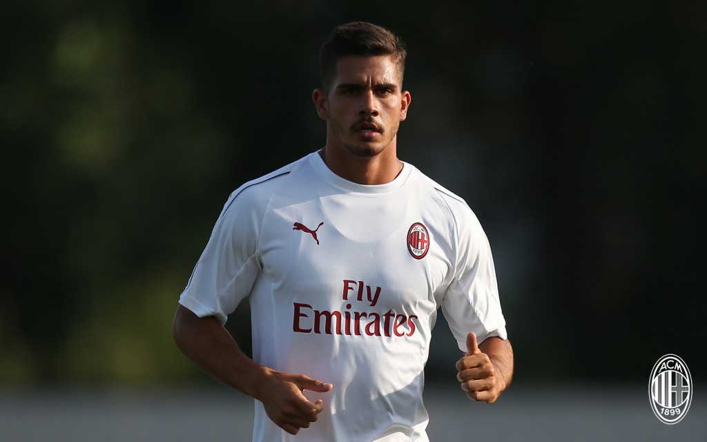 André Silva osservato dalla Francia