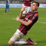 Piatek mentre esulta
