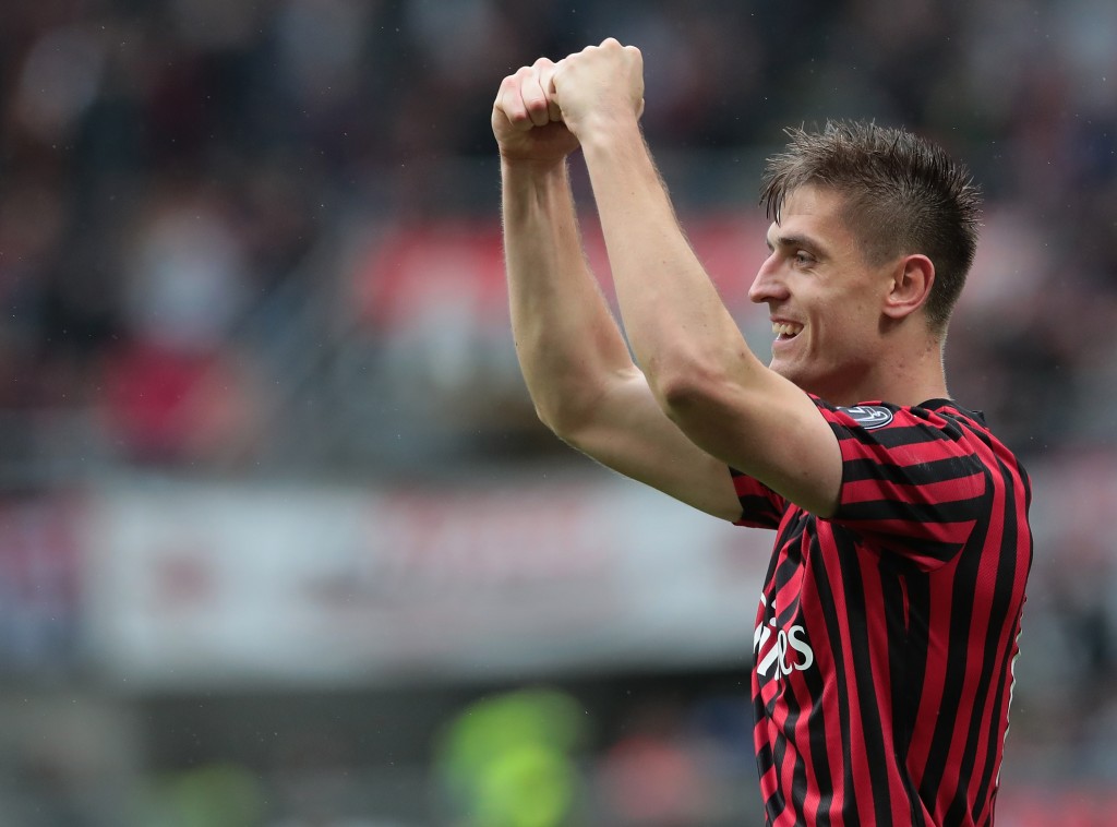 Il Milan è alla ricerca di una spalla per Piatek, Onofri pensa possa essere Correa