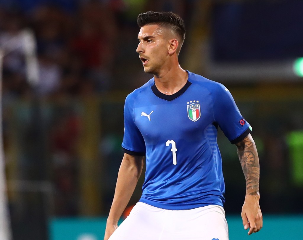 pellegrini con la maglia azzurra