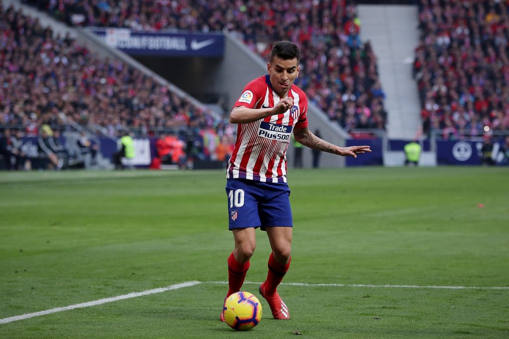 Correa con la maglia dell'Atletico Madrid