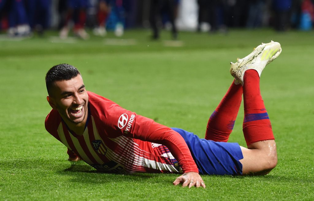 Correa con la maglia dell'Atletico Madrid