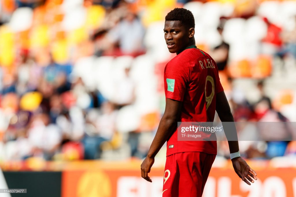 Leao con la maglia del Portogallo