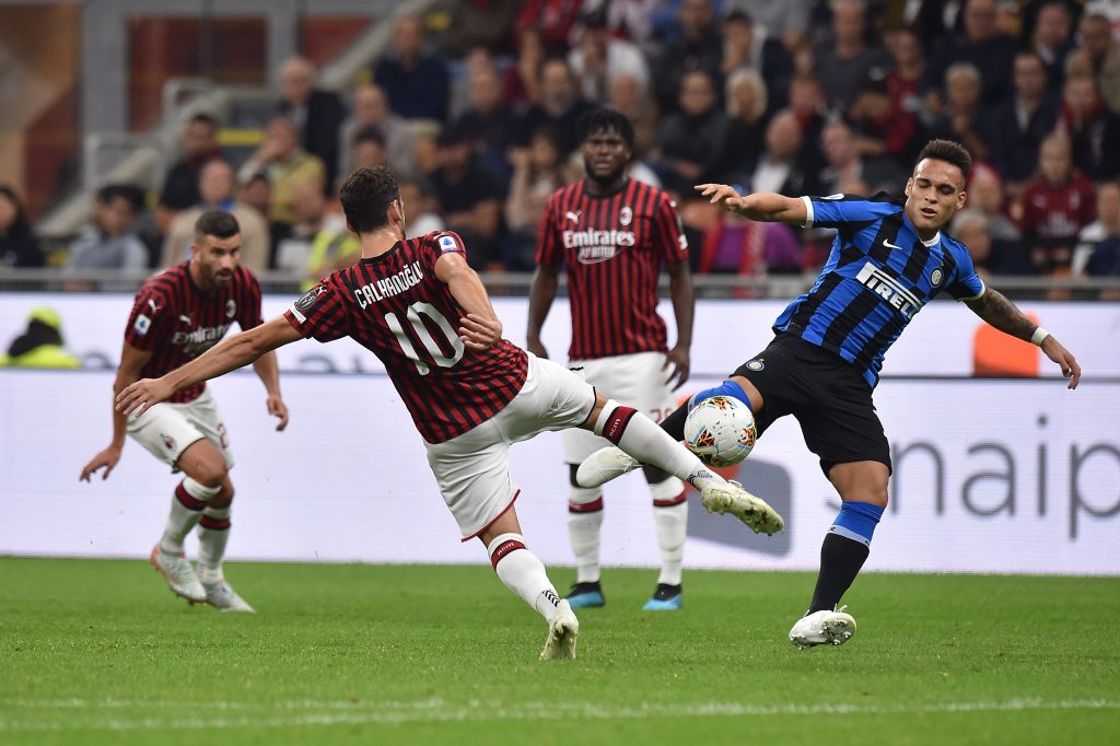 Un'azione di Milan-Inter