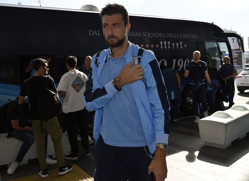 Notizie Milan: Acerbi, il cancro e la bottiglia