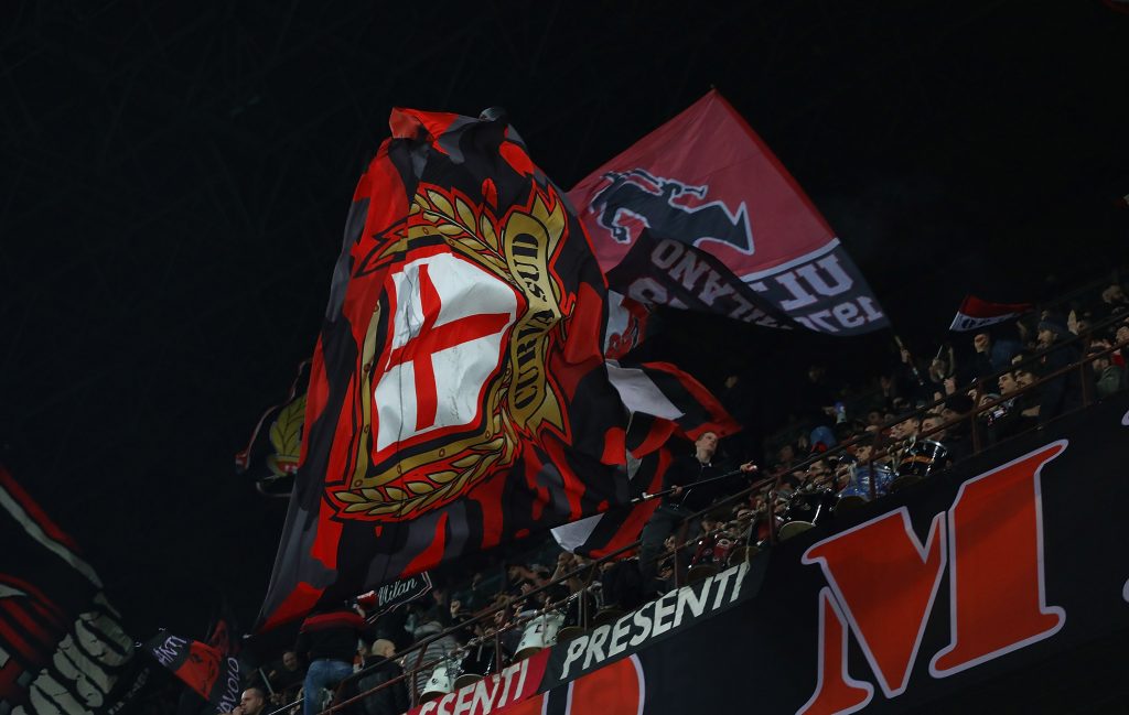 Notizie Milan: 400 tifosi all'Olimpico