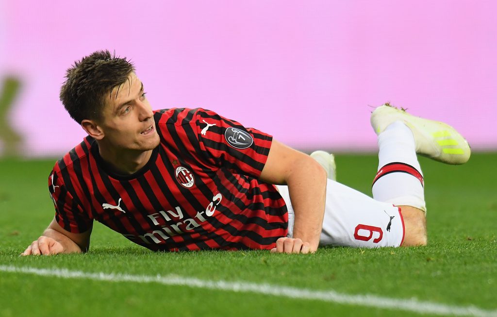 Piatek con la maglia del Milan