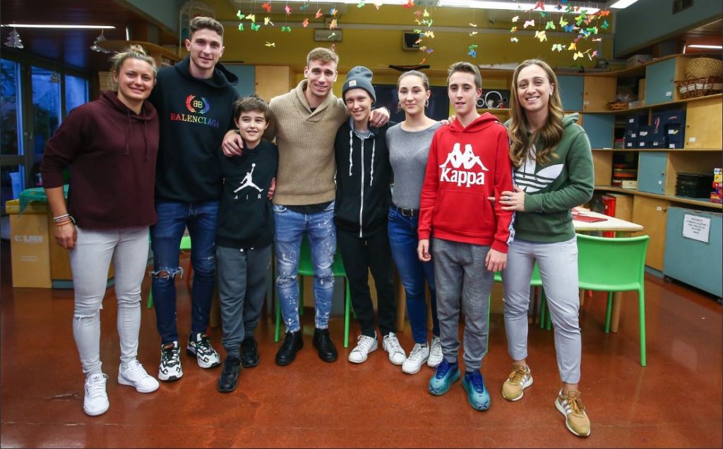 SOCIAL - Il Milan all'Istituto Tumori di Milano: "Esperienza speciale"