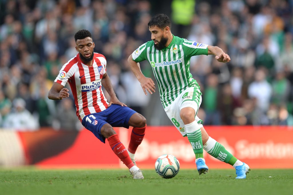 Fekir con la maglia del Betis Siviglia