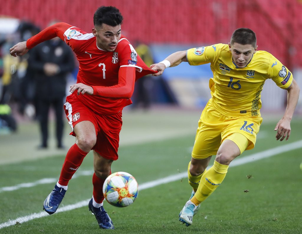 Notizie Milan - Continua l'interesse per Vitaliy Mykolenko