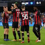 Ibrahimovic, attaccante del Milan, ringraziato dai compagni Calabria, Saelemaekers e Kessie