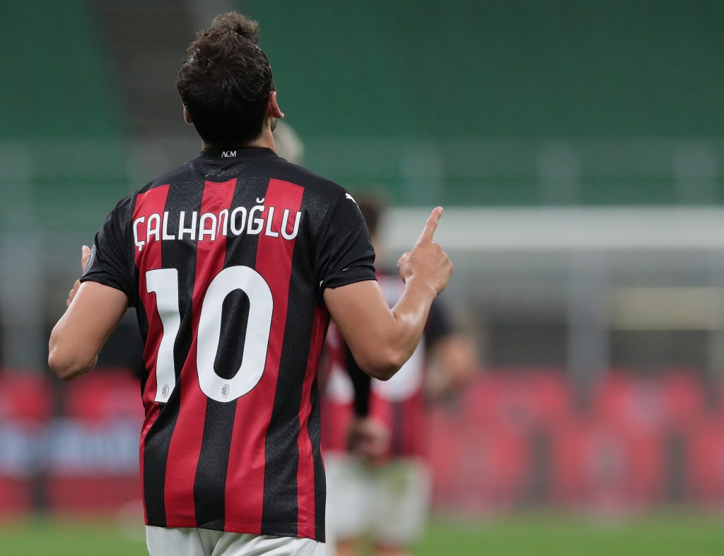 Hakan Calhanoglu, numero 10 rossonero