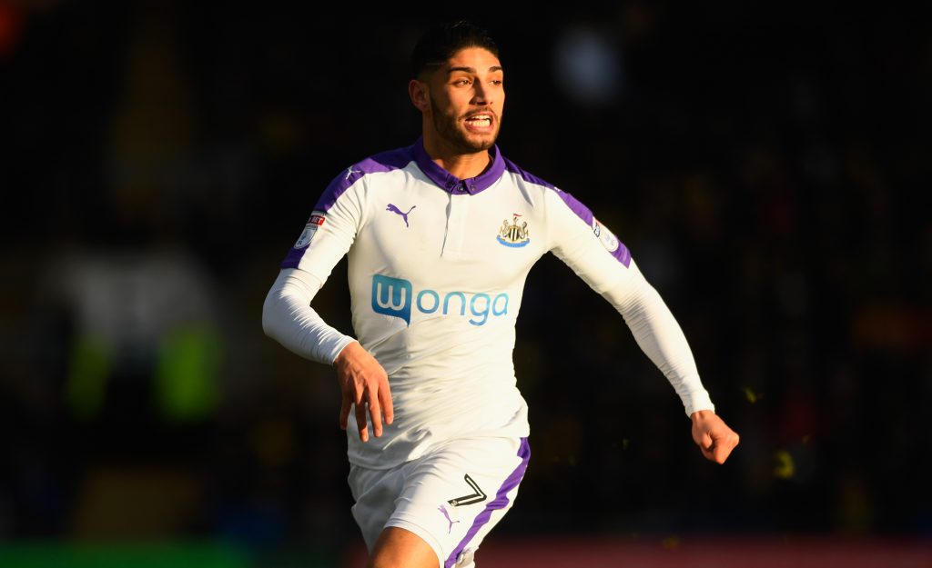 Achraf Lazaar in azione con la maglia del Newcastle
