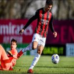 Capanni, in azione con la maglia rossonera (foto dal profilo Instagram di Luan Capanni)