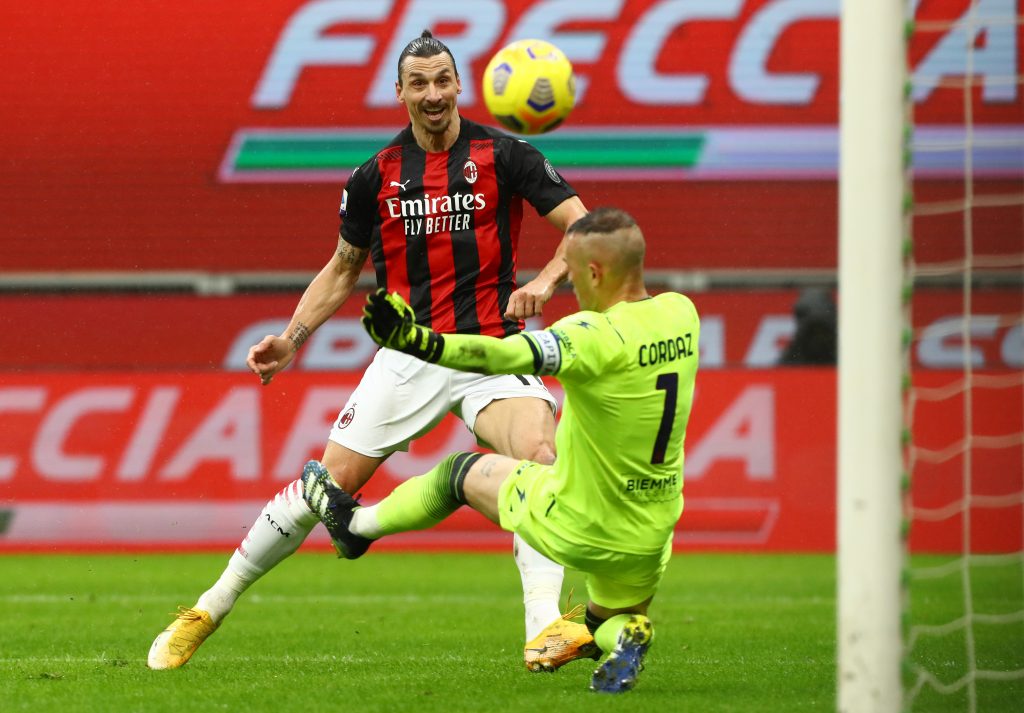 Il goal di Ibrahimovic contro il Crotone: è il numero 500 in carriera con i club per lo svedese