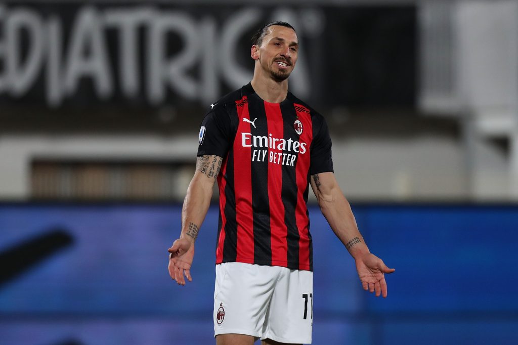Zlatan Ibrahimovic pensieroso al "Picco" di La Spezia