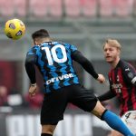 Lautaro Martinez in gol contro il Milan nel derby