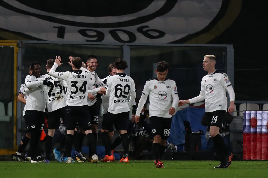 L'esultanza dello Spezia dopo il secondo goal al Milan
