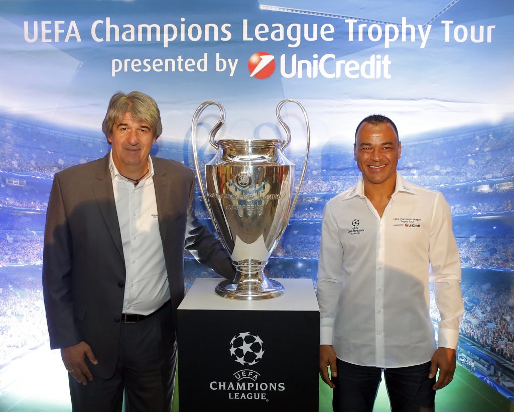 Stojanovic, storico ex portiere della Stella Rossa e l'ex rossonero Cafu