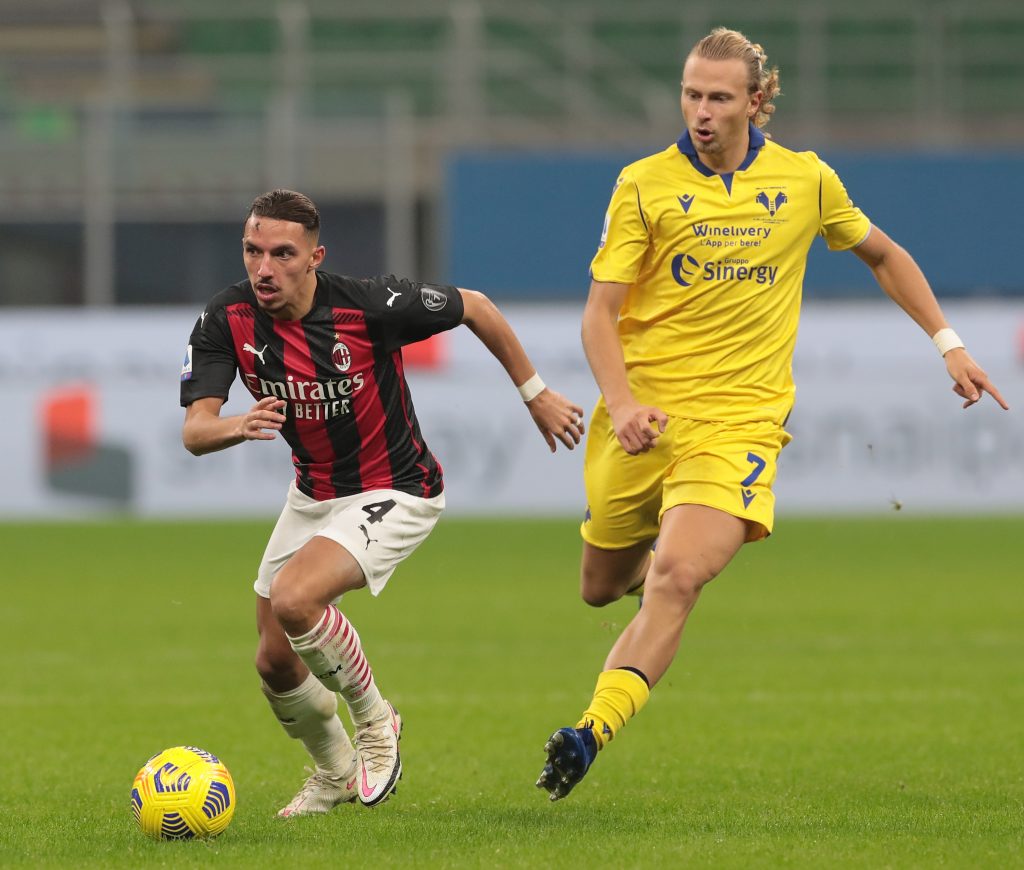 Bennacer e Barak in azione in Milan-Hellas Verona