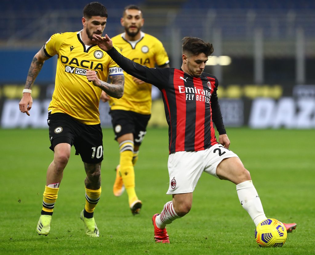 Brahim Diaz affronta Rodrigo De Paul nel match contro l'Udinese