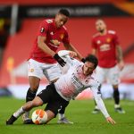 Calabria del Milan ferma Martial del Manchester United