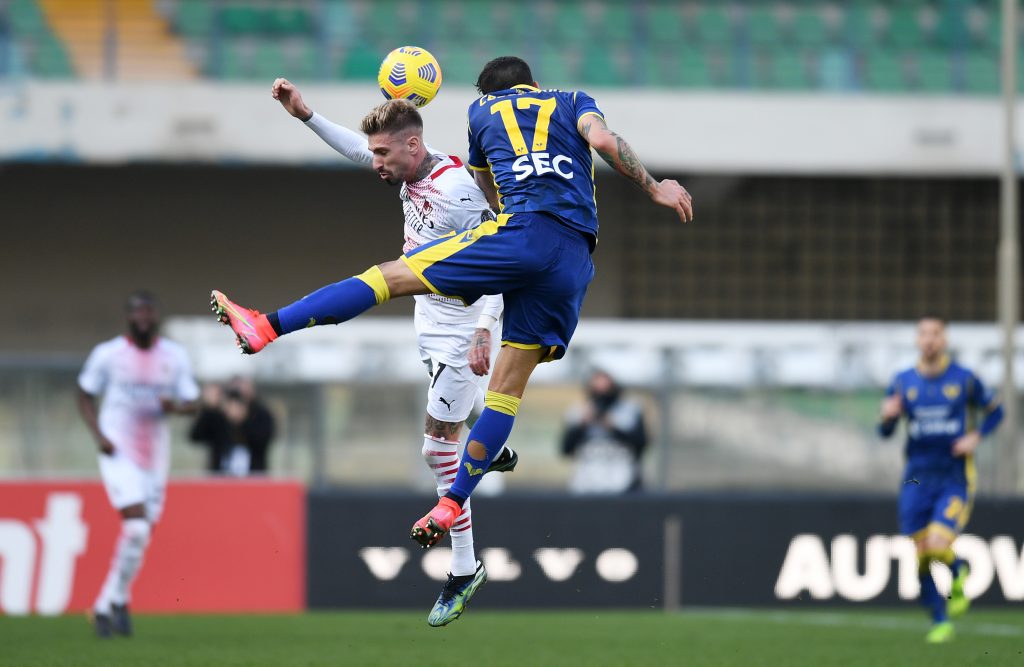 Confronto aereo al "Bentegodi" di Verona tra Castillejo e Ceccherini