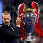 Il Presidente della UEFA Ceferin con la Champions League