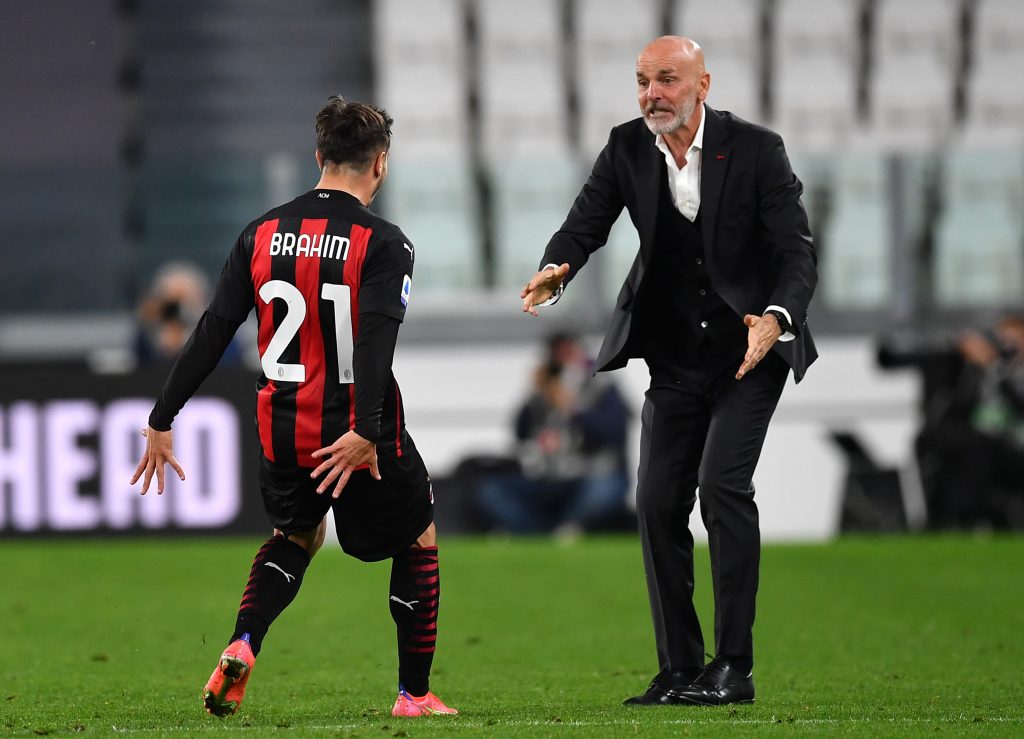 Pioli festeggia il gol con Brahim Diaz.