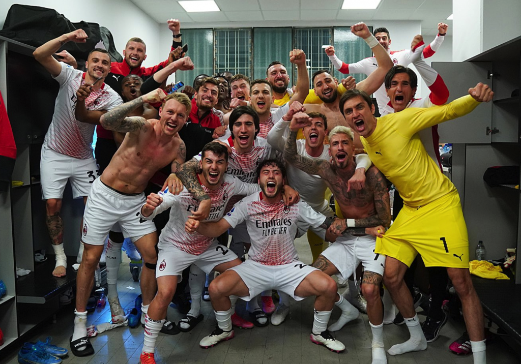 Milan in Champions League, super festa in spogliatoio.