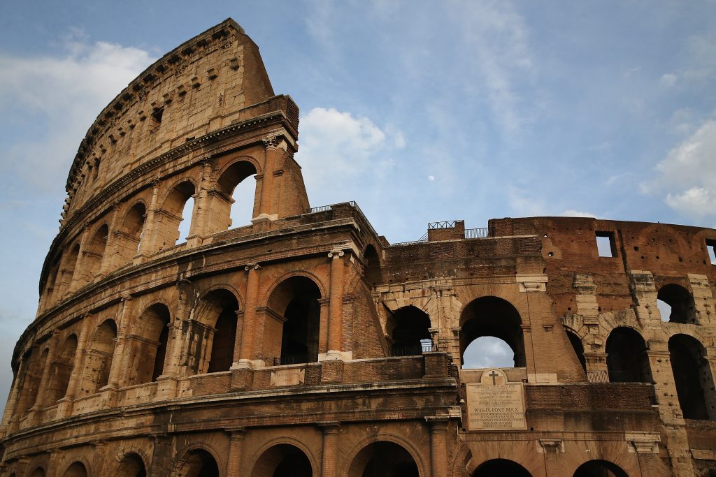 Il Colosseo. Uno dei simboli della Città Eterna