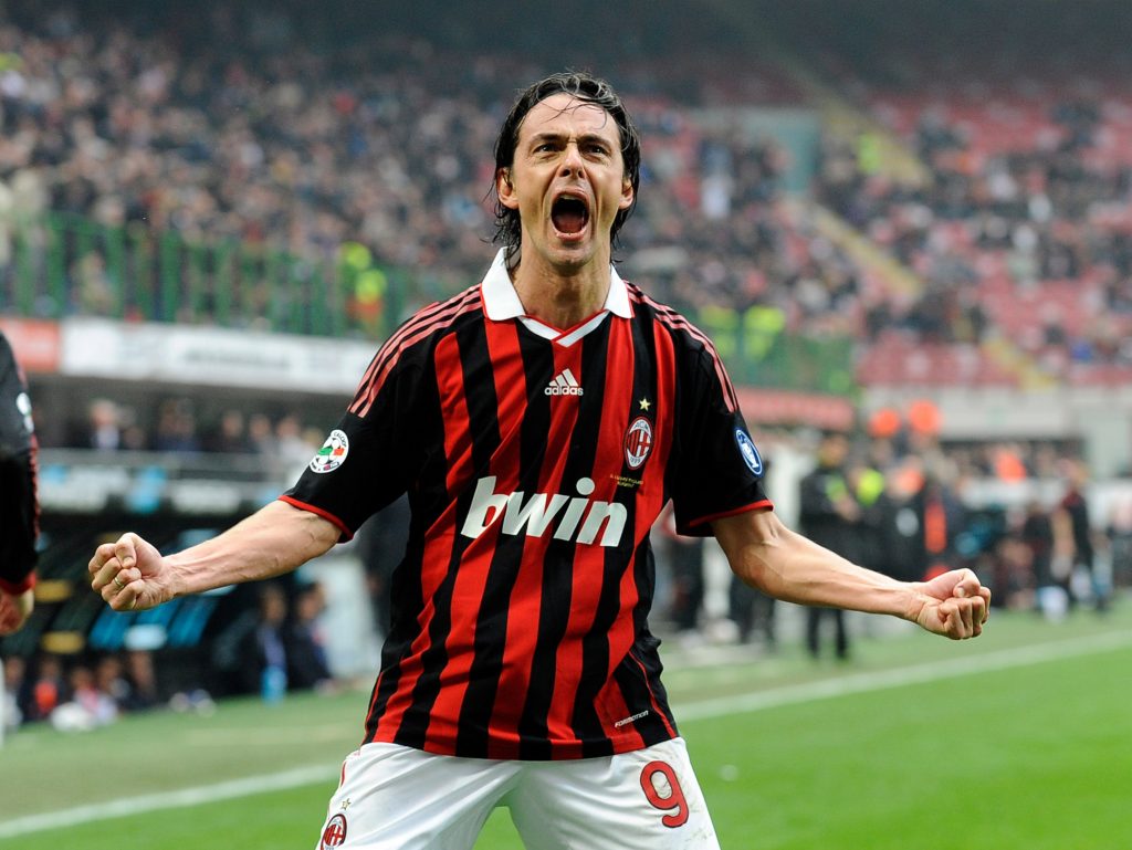 Filippo Inzaghi con la maglia numero 9 del Milan