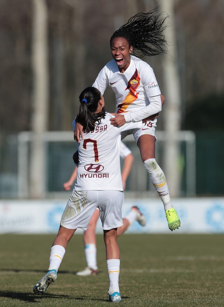 Lindsey Thomas nuovo acquisto Milan