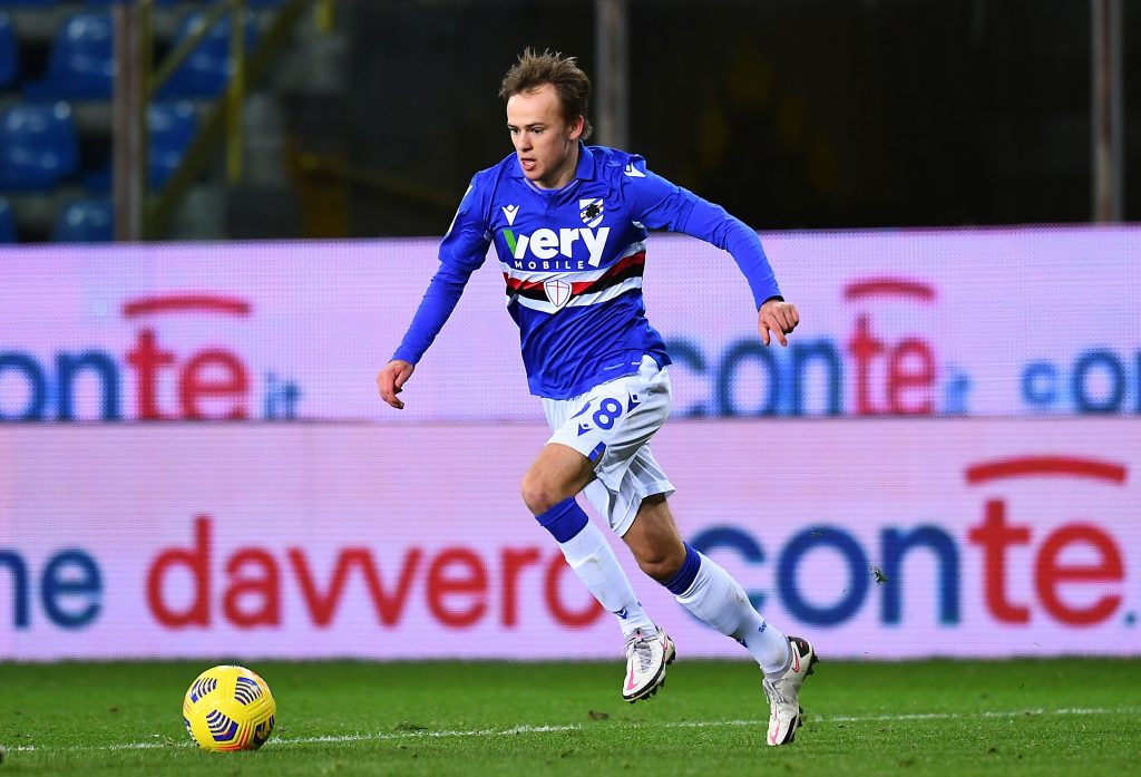 Mikkel Damsgaard in azione con la maglia della Sampdoria