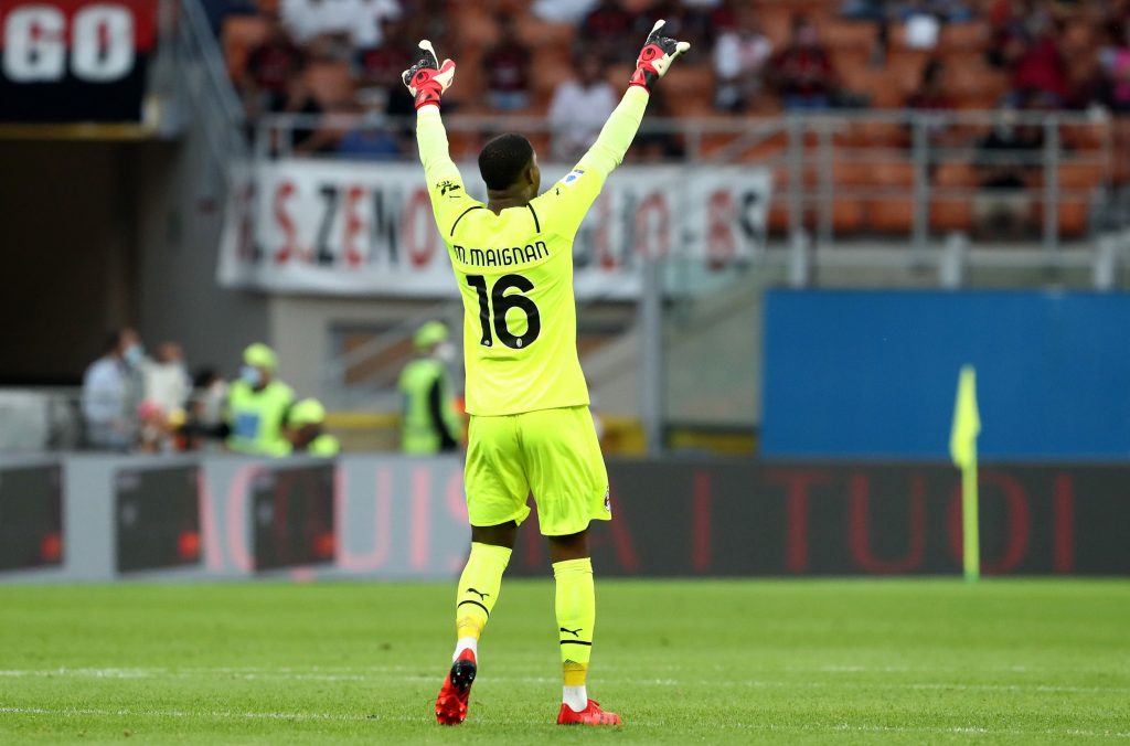 Mike Maignan, estremo difensore rossonero.