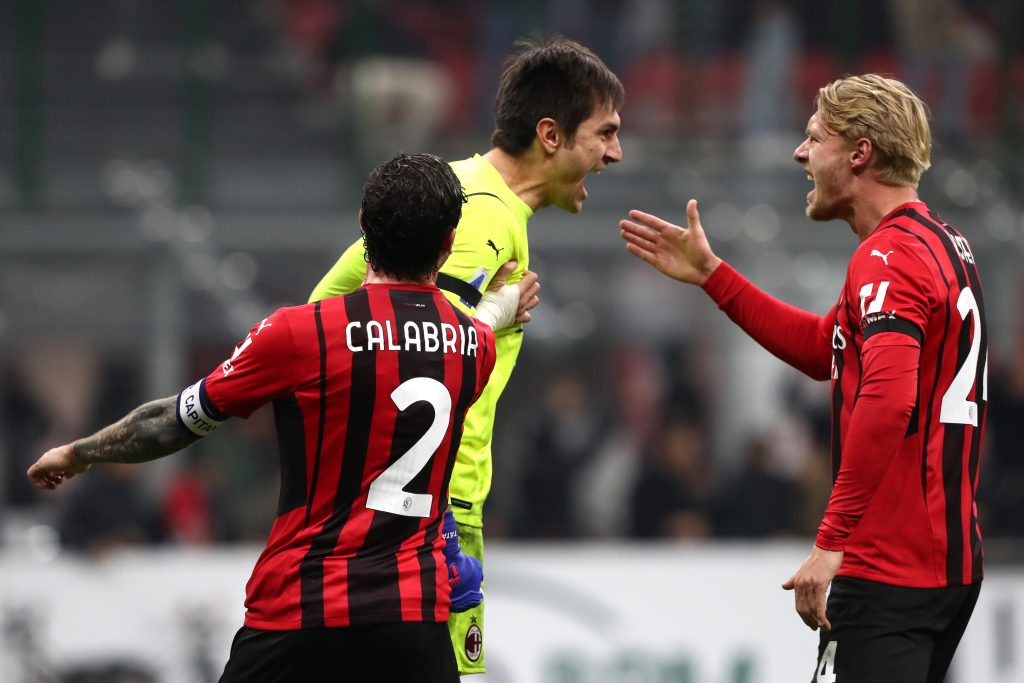 Tatarusanu con Calabria e Kjaer