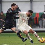 Theo Hernandez in azione contro il Venezia