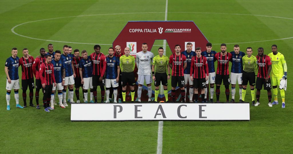 Milan e Inter prima del fischio di inizio del match di Coppa Italia