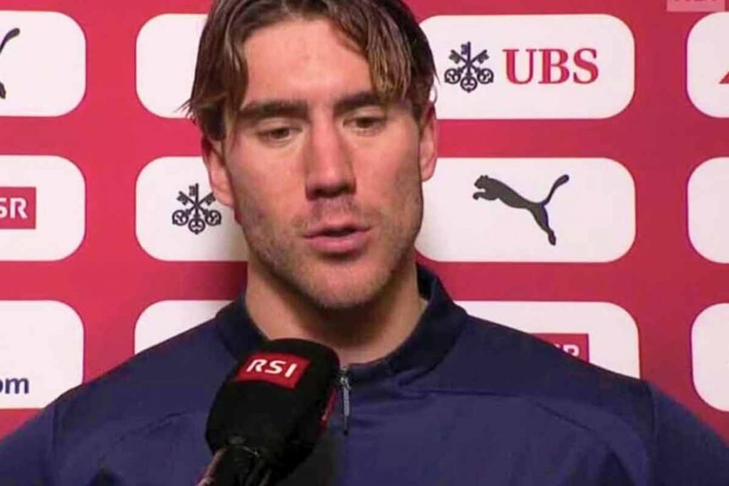 Dusan Vlahovic, obiettivo di calciomercato del Milan dalla Juventus.