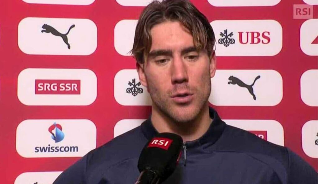 Calciomercato Milan, news su Vlahovic.