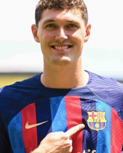 Calciomercato Milan, news su un obiettivo dal Barcellona.